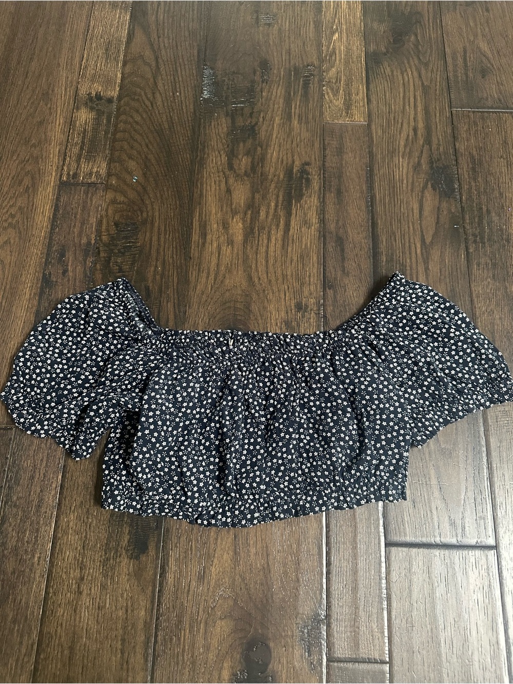 Brandy Melville Floral Off-the-Shoulder Crop Top